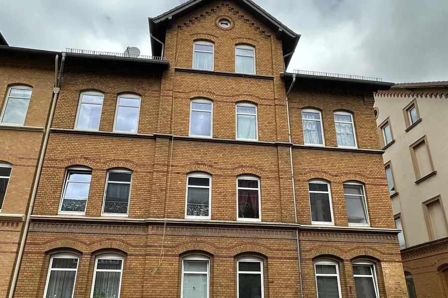 Verkauftes Gründerzeit-Mehrfamilienhaus mit Backsteinfassade in Braunschweig, vermittelt von IMMO DEX